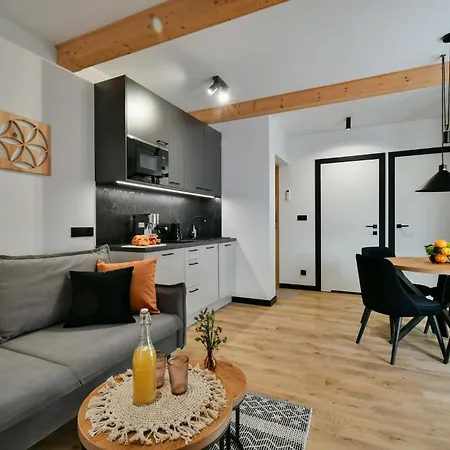 Salamandra Jacuzzi, Sauny, Teznia, Panorama Tatr